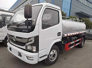 Dongfeng 5 m³ aspersor